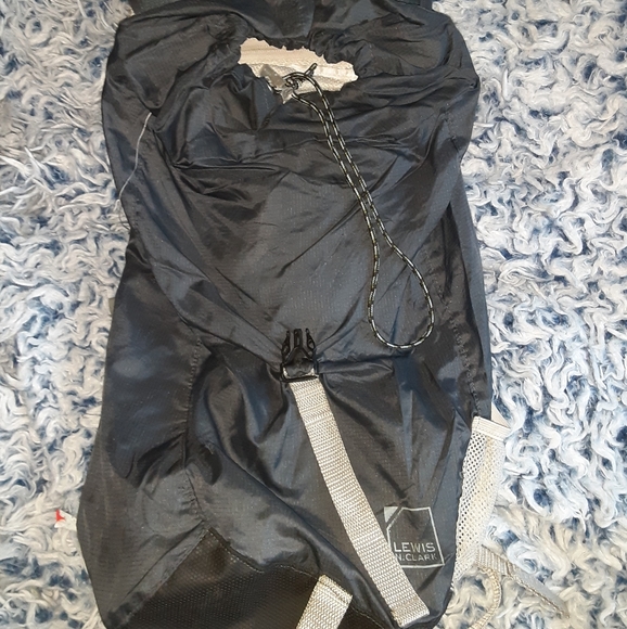 Lewis N. Clark outdoor hiking backpack, gray - Picture 3 of 8